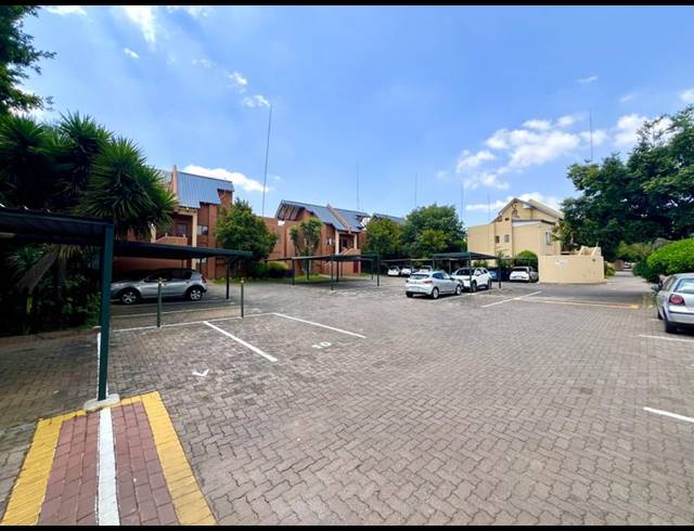 2 BEDROOM SIMPLEX FOR SALE IN EDEN GLEN